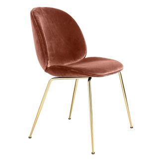 Gubi Polsterstuhl Beetle mit konischer Grundform, GamFratesi 2013, Messing/Samt-product