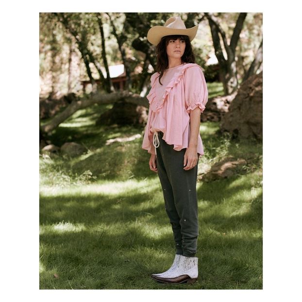 Ruffled blouse-product