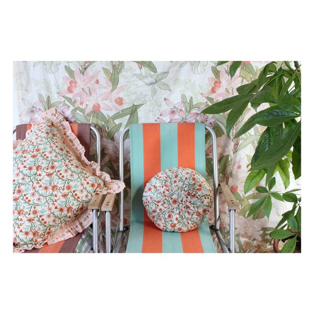 Copricuscino in cotone volants-product