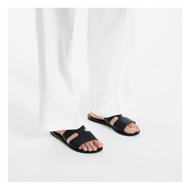 Apteros Leather Flip-Flops-product
