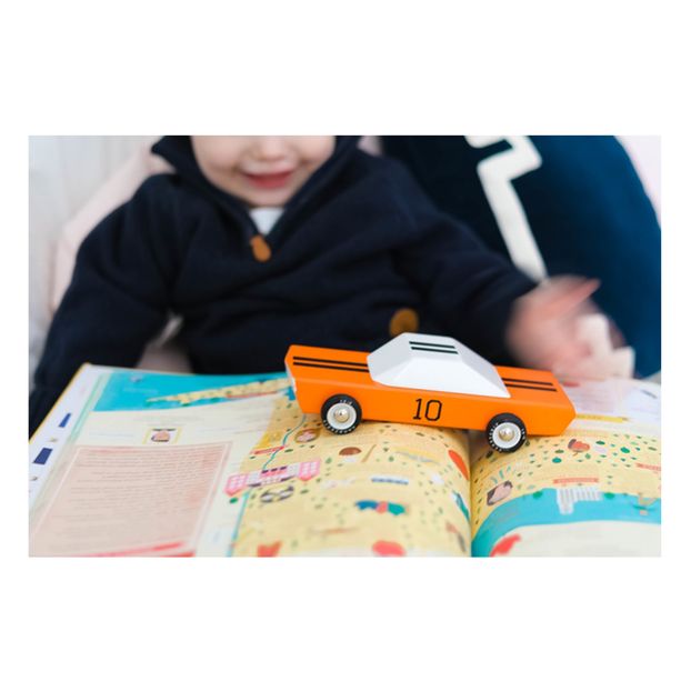Voiture GT10 en bois-product