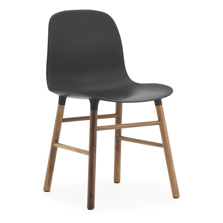 Chaise Form en noyer | Noir- Image produit n°0