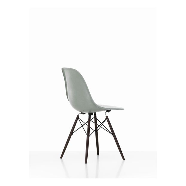 Chaise DSW Fiberglass - piètement en érable - Charles & Ray Eames-product