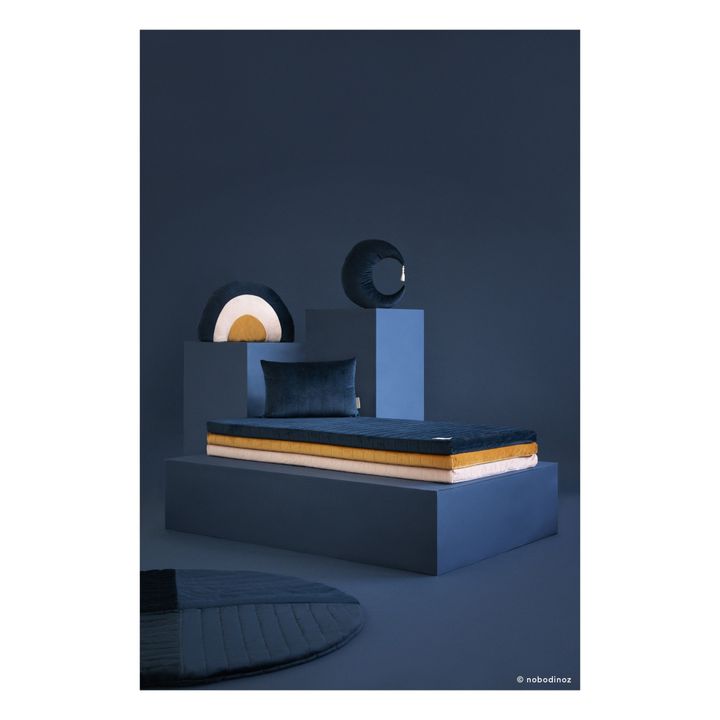 Coussin Pierrot en velours | Bleu nuit- Image produit n°3