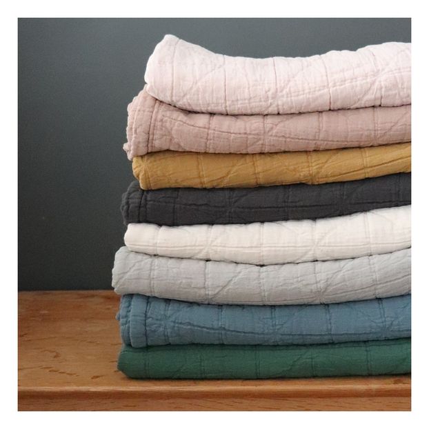 Diamond Quilted Blanket-product