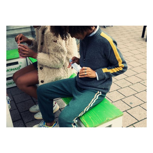 Pull Stripe-product