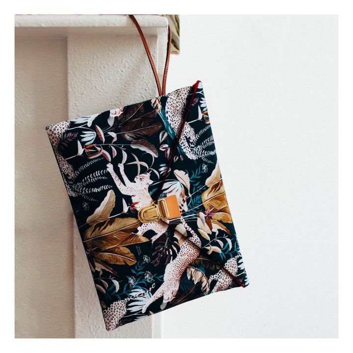 Jungle N°22 13" MacBook Pro Case | Navy blue- Product image n°2