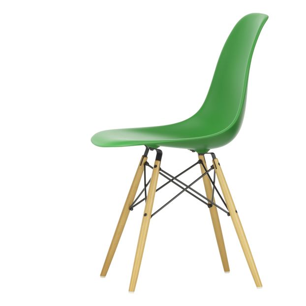 Chaise DSW plastic - piétement bois - Charles & Ray Eames-product