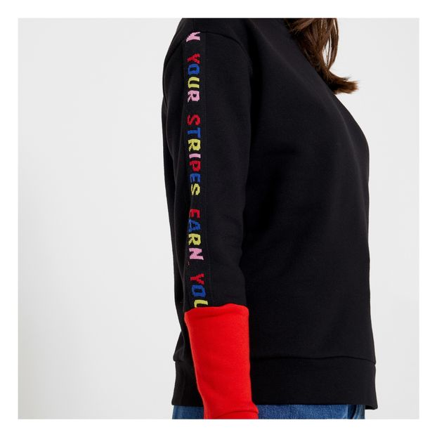 Sweat Earn Your Stripes-product