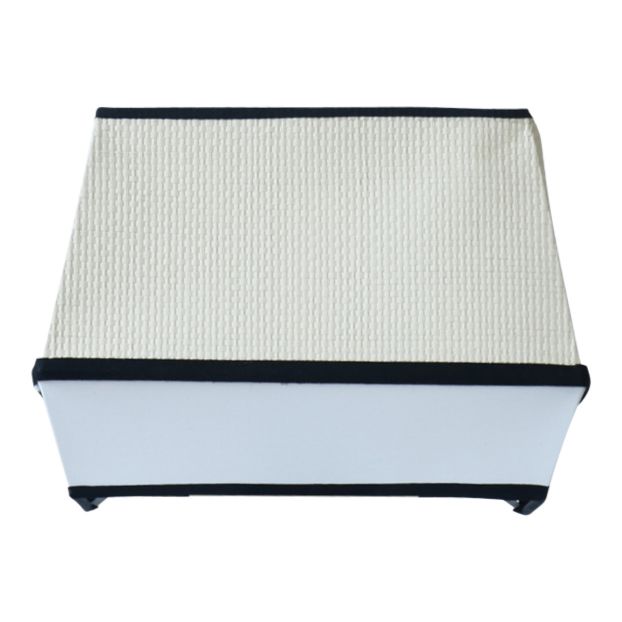 Applique en raphia-product