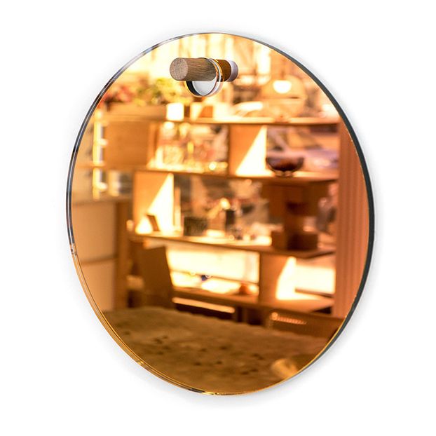 Round mirror-product