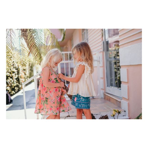 Vallaloid shorts-product