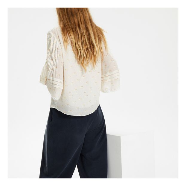 Blusa con Vuelo de Lunares y Acabados de Encaje-product