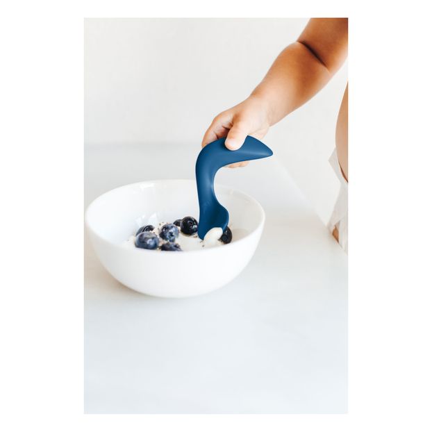 Right-handed Learning Spoon-product