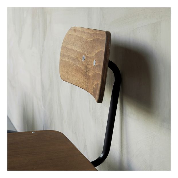 Chaise en bois piètement en métal-product