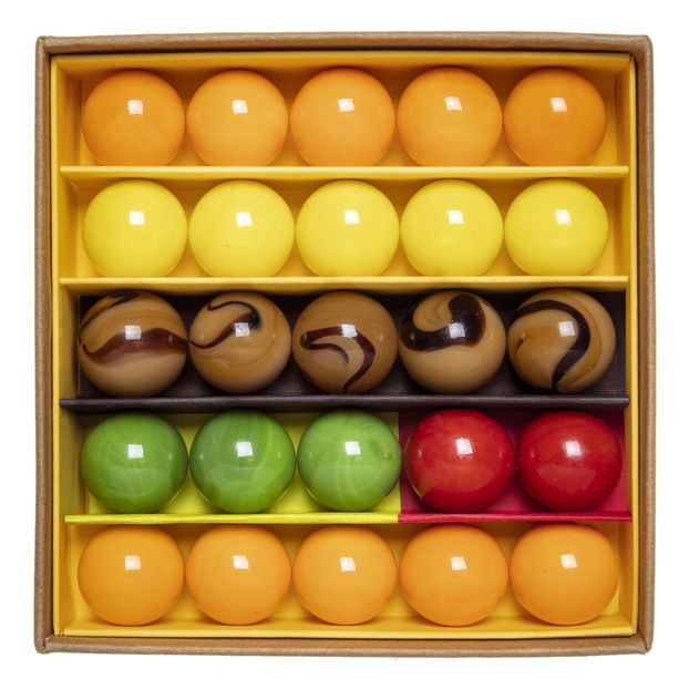 Box of 25 B-Burger Marbles -product