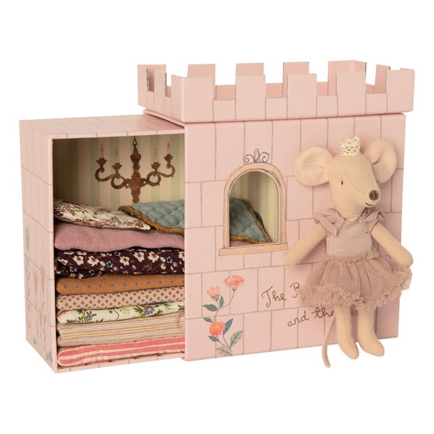 Princess Soft Toy and Castle-product