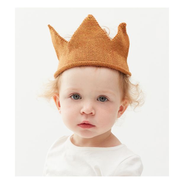 Alpaca Wool Crown-product