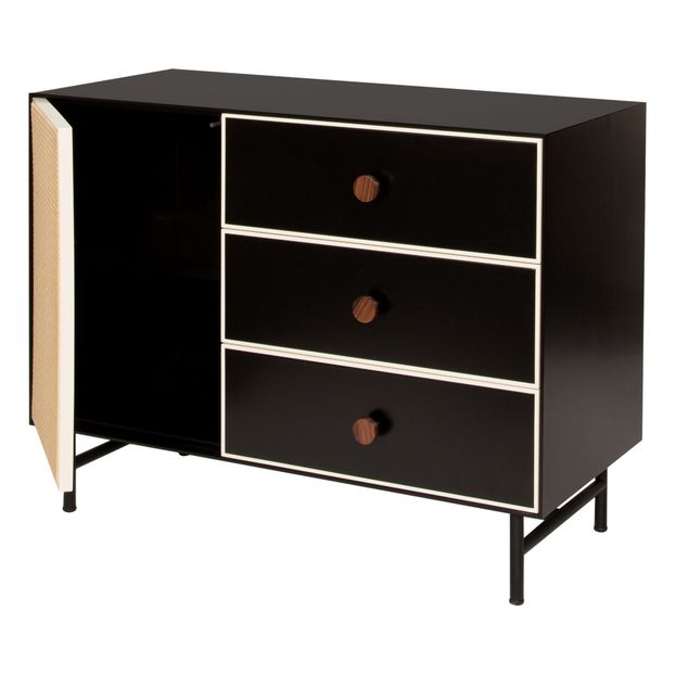 Essence Dresser -product