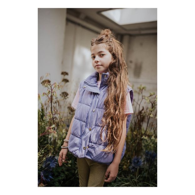 Sleeveless Jacket -product