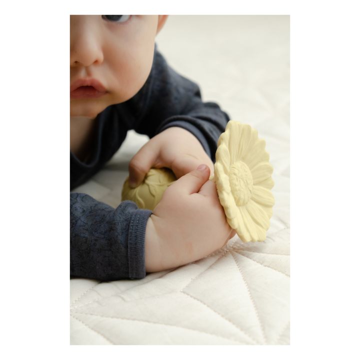 Daisy Teething Rattle Pale yellow- Product image n°4