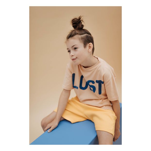 T-shirt-product