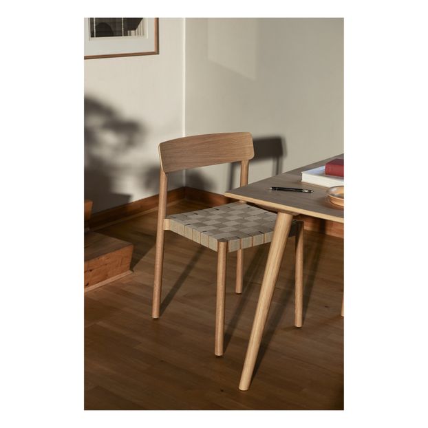 Betty TK1 Chair with Wooden base-product