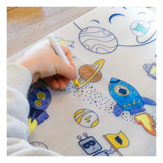 Set de table à colorier avec 5 feutres et bracelet Super héros-product
