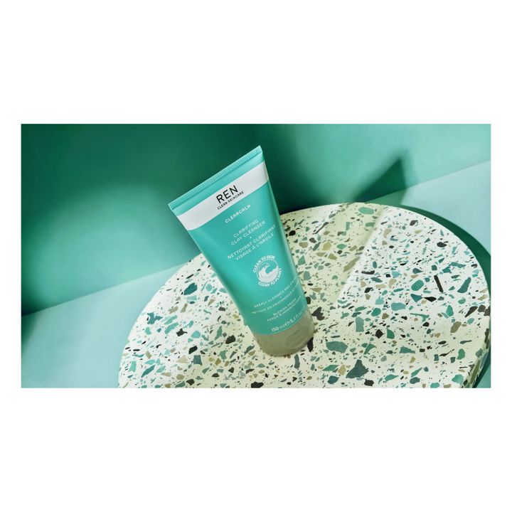 Nettoyant clarifiant visage à l'argile Clear Calm 3 - 150 ml- Image produit n°4