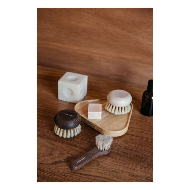 Cepillo de limpieza facial de madera de fresno-product