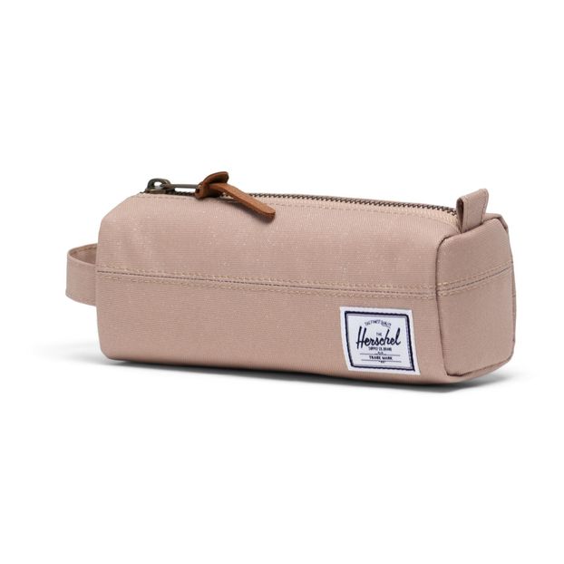 Trousse Settlement-product