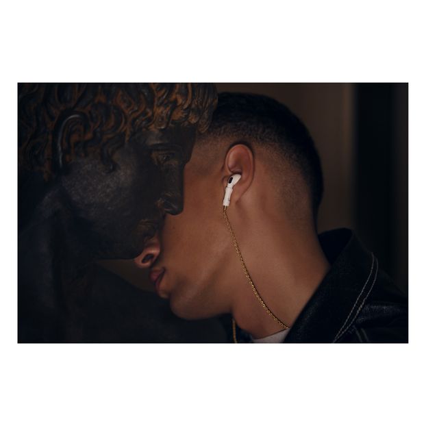 AirPods and AirPods Pro Chain-product
