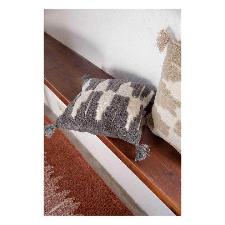 Coussin carré Zagros Smallable x Lorena Canals | Gris anthracite- Image produit n°0