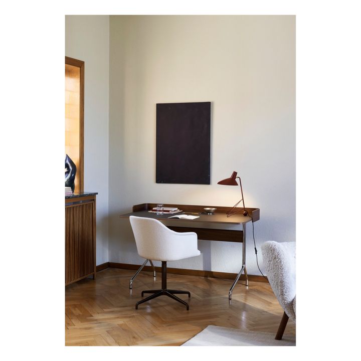 Pavilion AV17 Schreibtisch, Chromfuß | Walnut- Produktbild Nr. 1