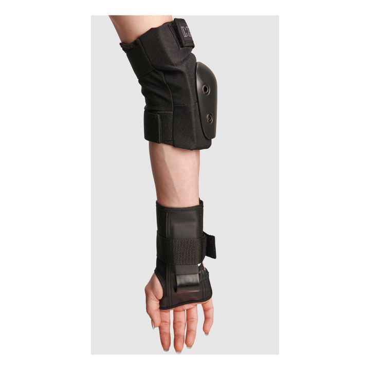 product:ProductMediaGrid.altProductImage
