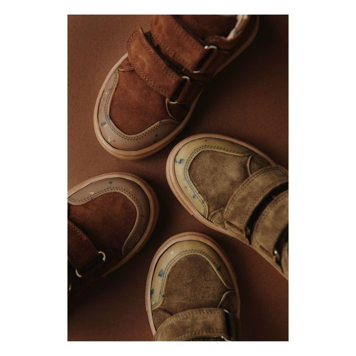 Suede High-Top Velcro Sneakers Marrón- Imagen del producto n°2