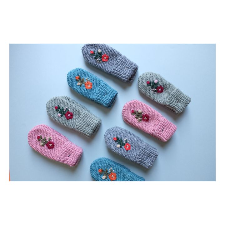Hand Embroidered Mittens | Blu anatra- Immagine del prodotto n°1