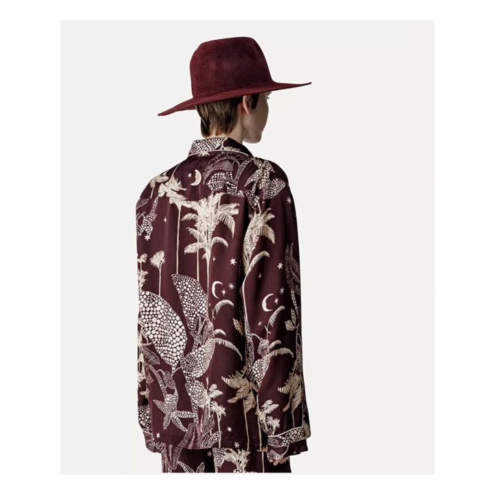 "Mi Alma Selvaja" Silk Satin Pyjama Shirt | Burgunderrot- Produktbild Nr. 5