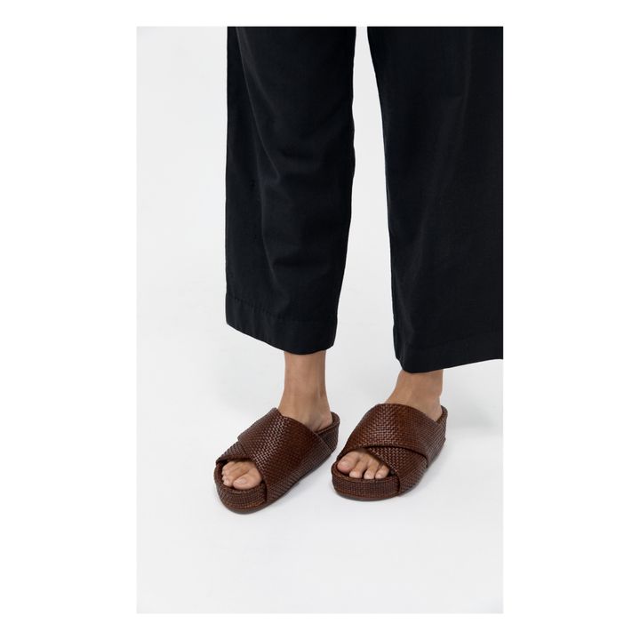 Geflochtene Sandalen | Rotbraun- Produktbild Nr. 1