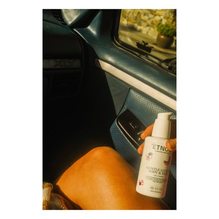 Leche hidratante sin perfume para rostro y cuerpo- Imagen del producto n°1