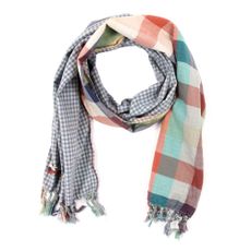 Foulard &agrave; carreaux