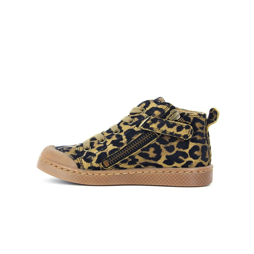 leopard tennis