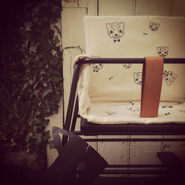 Cat cushion for the Tower chair by Audrey Jeanne- Product image n°1