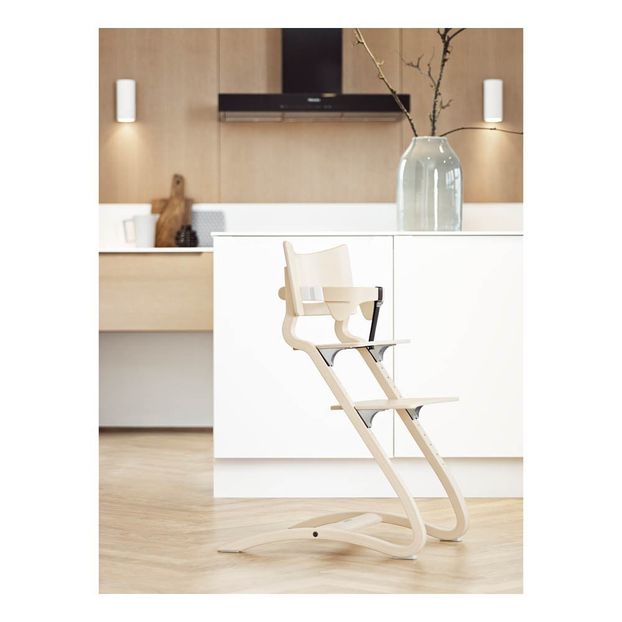 Chaise haute avec arceau cérusé-product