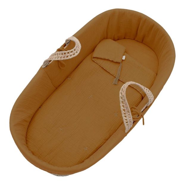 Bassinet, Mattress and Linen -product