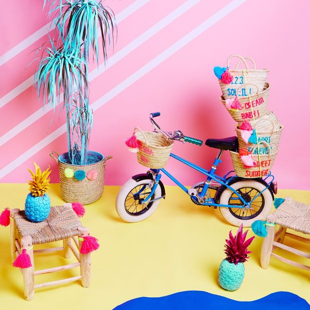 Panier pompon brodé Capri forever-product