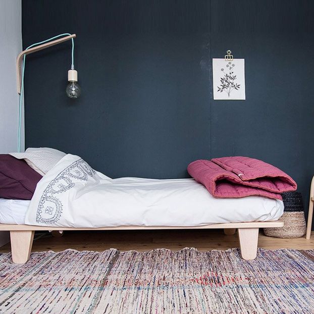 Couverture matelassée brodée main-product