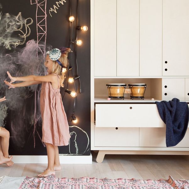 Schrank Peekaboo 184x120 cm-product