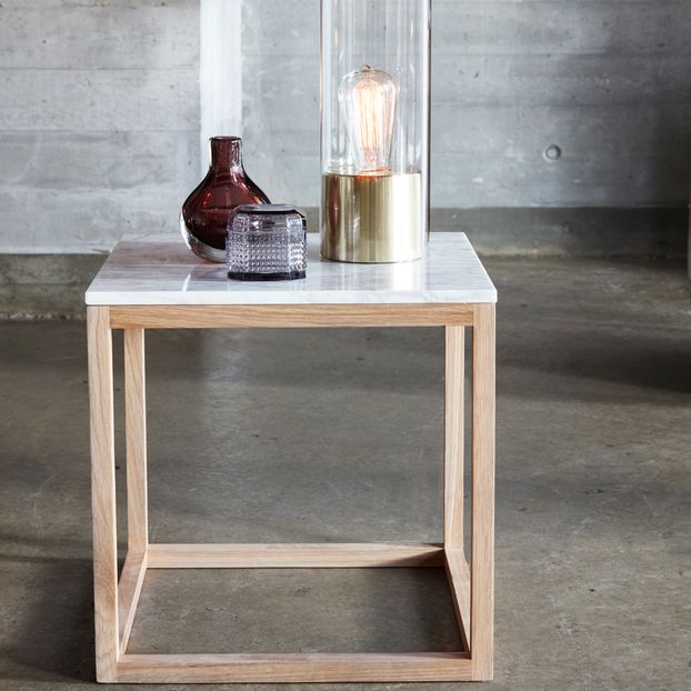 Tisch mit Marmor -product