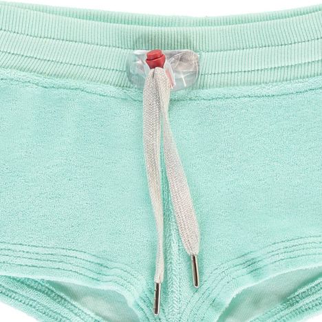 Shorts -product
